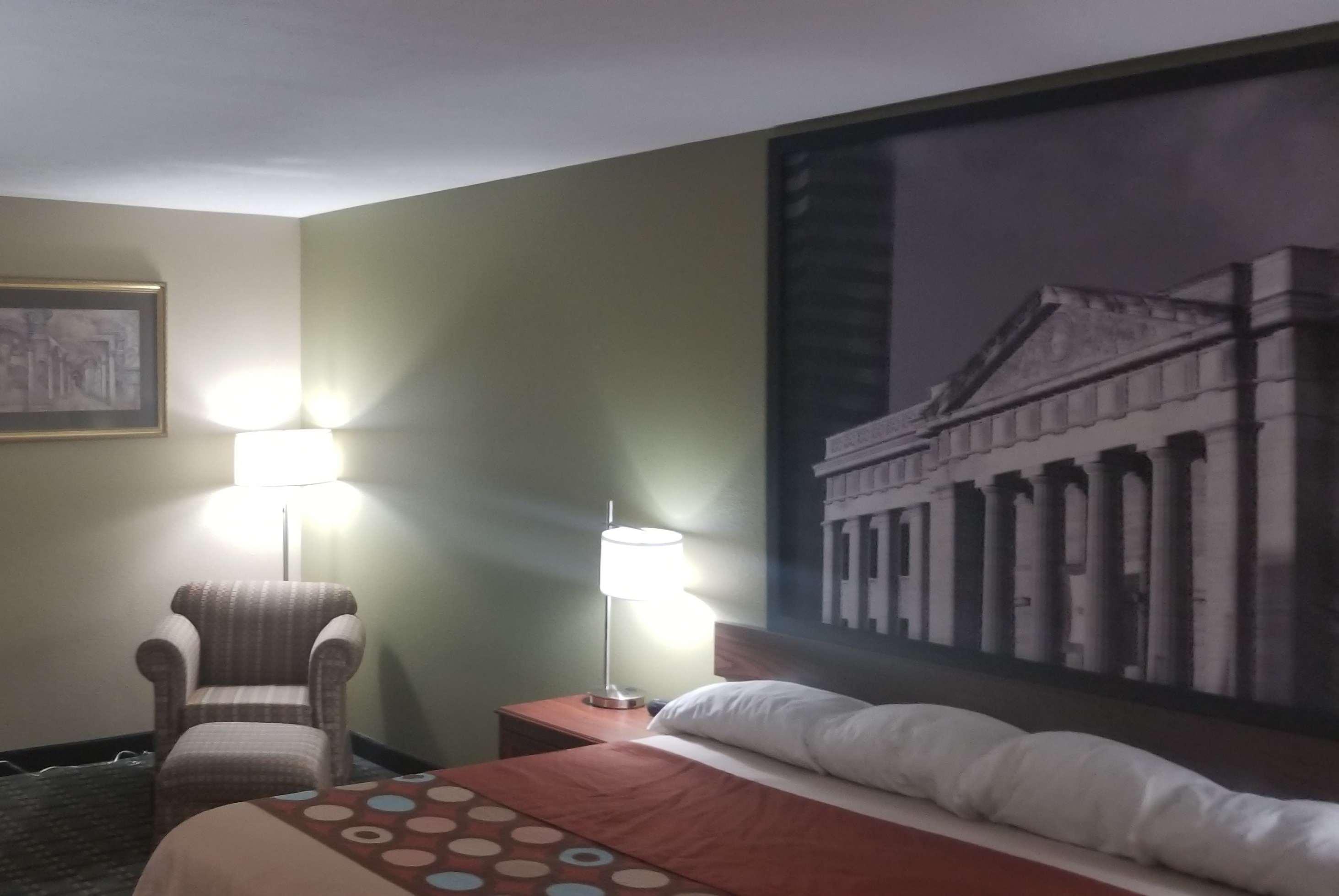 ซูเปอร์ 8 บาย วินด์แฮม เบลล์ฟองเทน Hotel Bellefontaine ภายนอก รูปภาพ