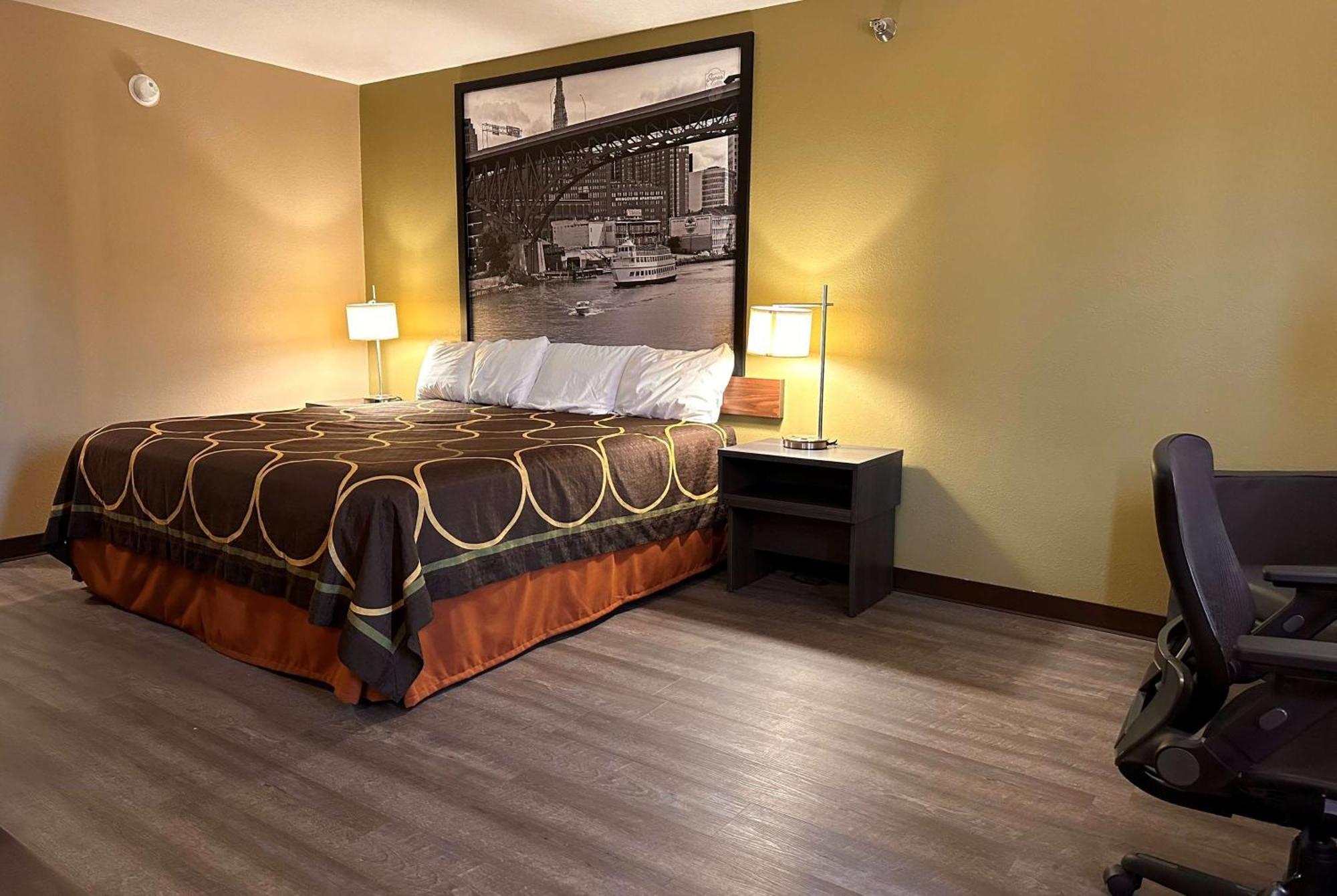 ซูเปอร์ 8 บาย วินด์แฮม เบลล์ฟองเทน Hotel Bellefontaine ภายนอก รูปภาพ