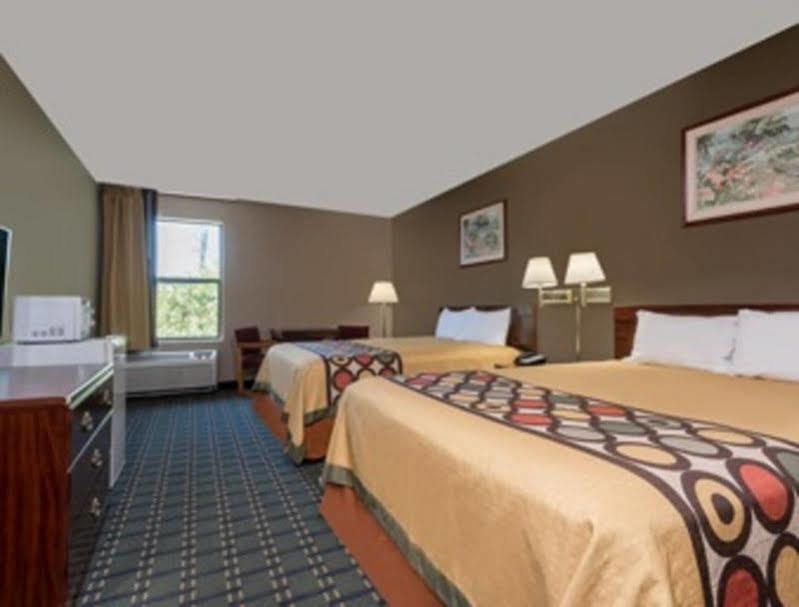 ซูเปอร์ 8 บาย วินด์แฮม เบลล์ฟองเทน Hotel Bellefontaine ภายนอก รูปภาพ